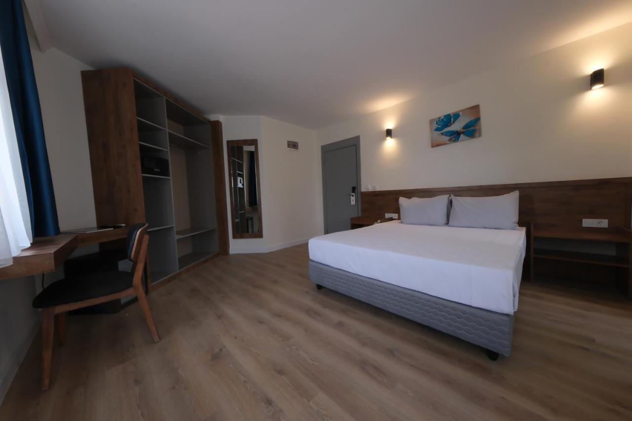Premier Inn City Antalia Esterno foto