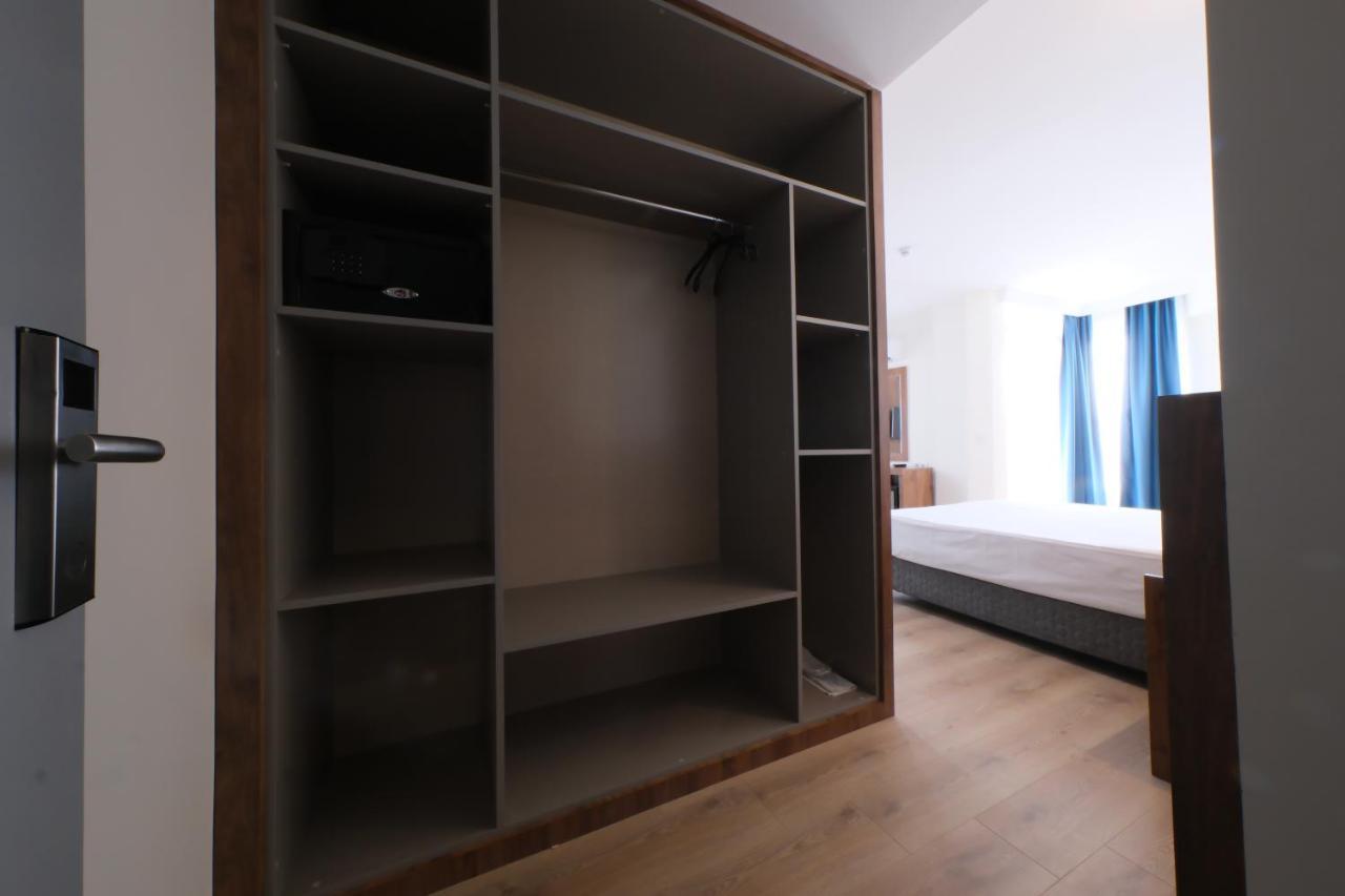 Premier Inn City Antalia Esterno foto