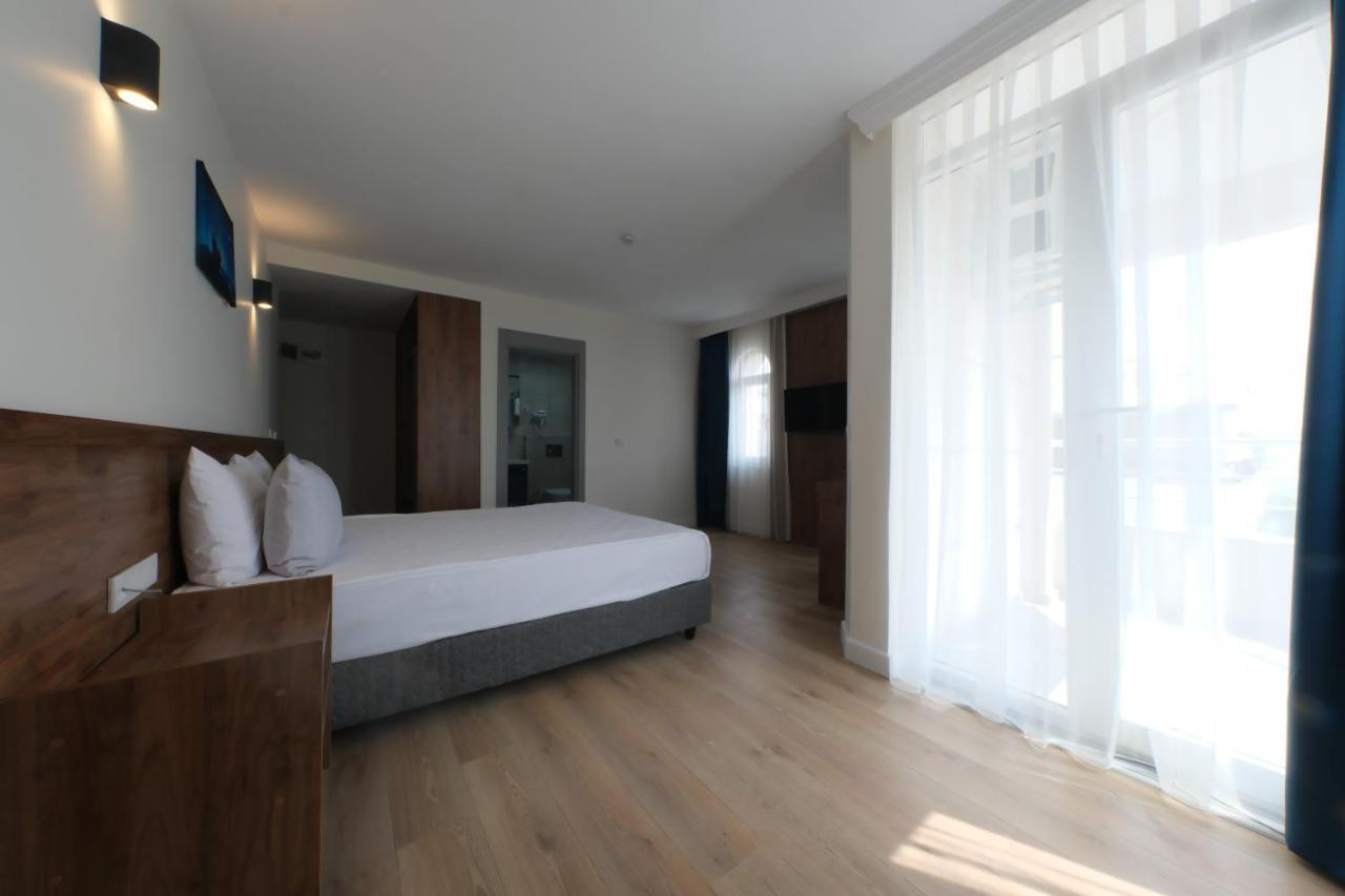 Premier Inn City Antalia Esterno foto
