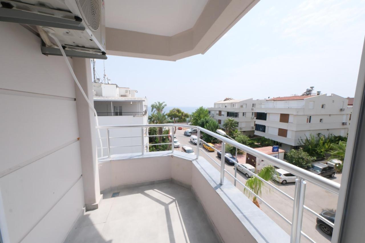 Premier Inn City Antalia Esterno foto